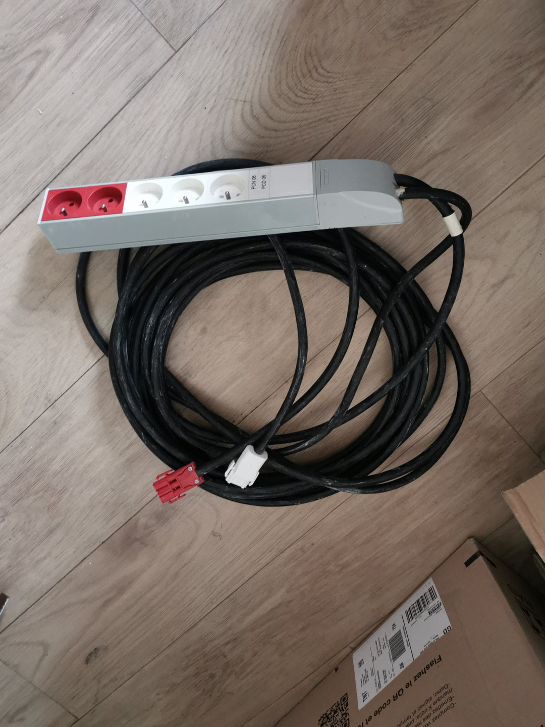 utf-8''dd7aaf02-9d08-4e08-932f-3c89798b04dc.jpg