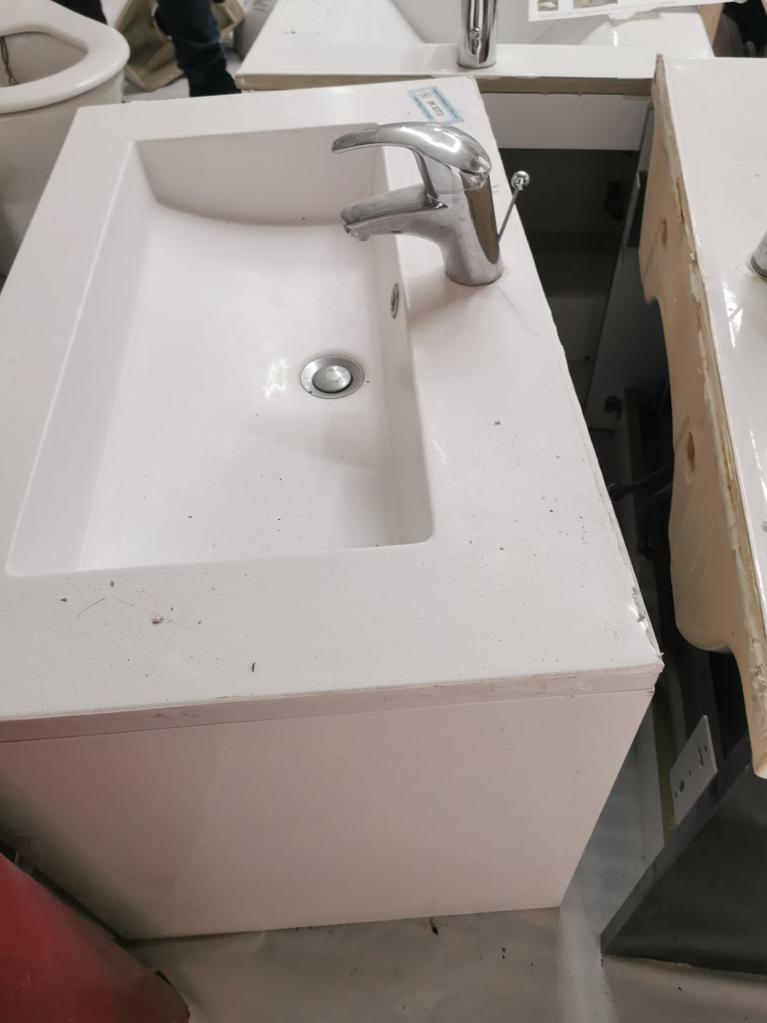 Meuble vasque avec mitigeur Grohe - Backacia