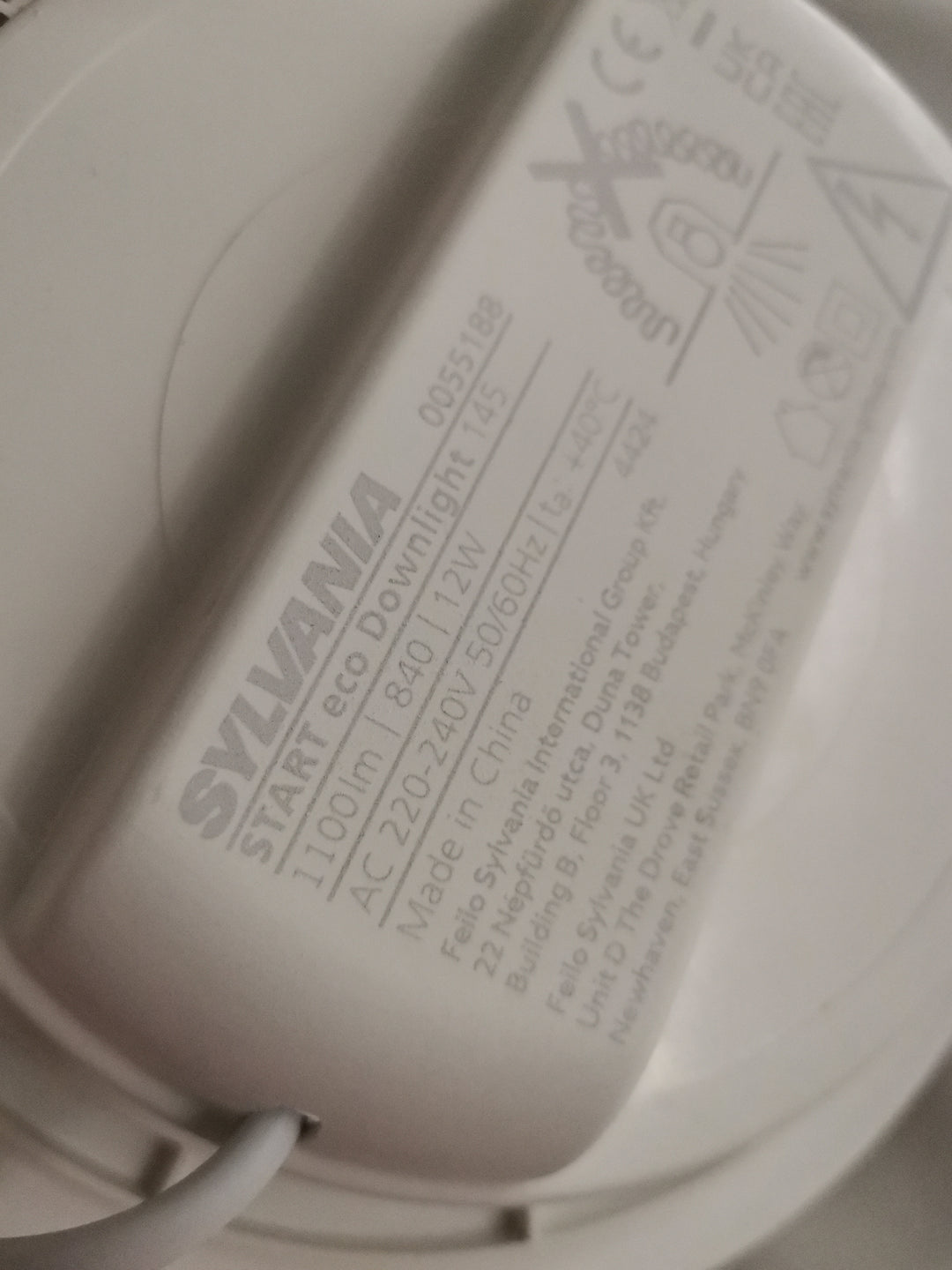 utf-8''c63a0171-961e-4561-8e39-252d2c883622.jpg