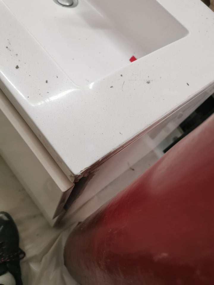 Meuble vasque avec mitigeur Grohe - Backacia