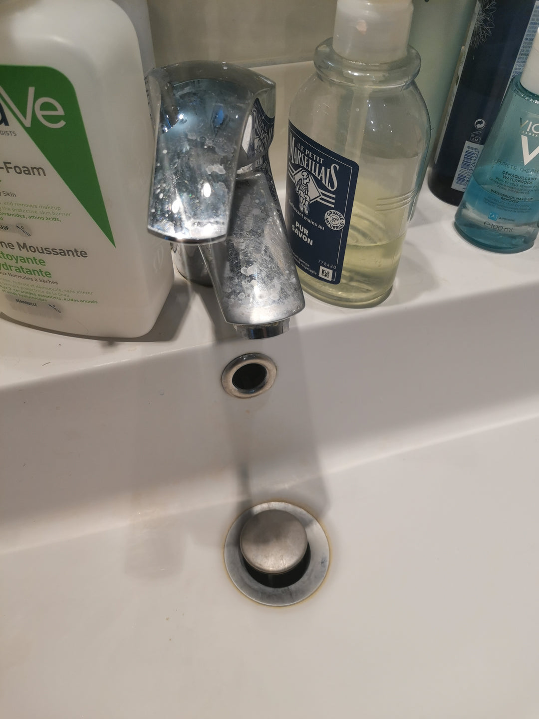 Meuble vasque avec mitigeur Grohe - Backacia