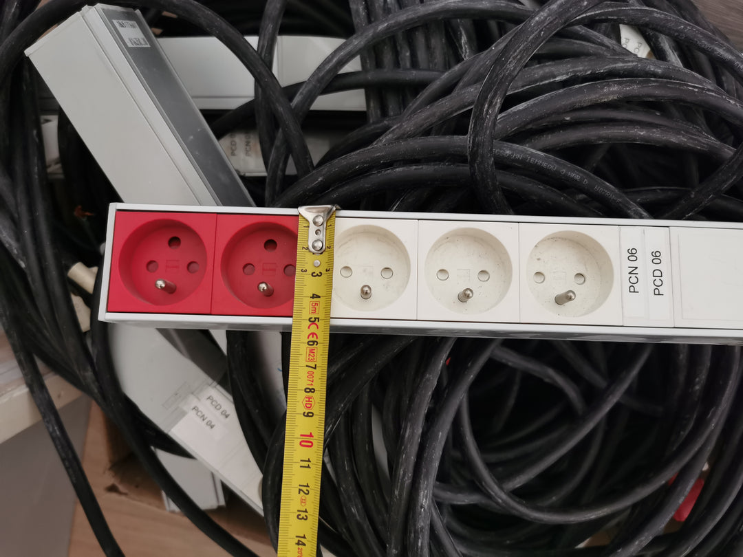 utf-8''592685fd-4342-4c25-a5f9-c17c0fbe0a46.jpg