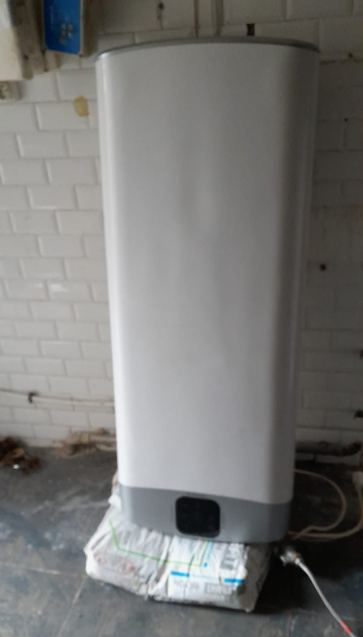 Ballon eau chaude ARISTON 80 L - Backacia