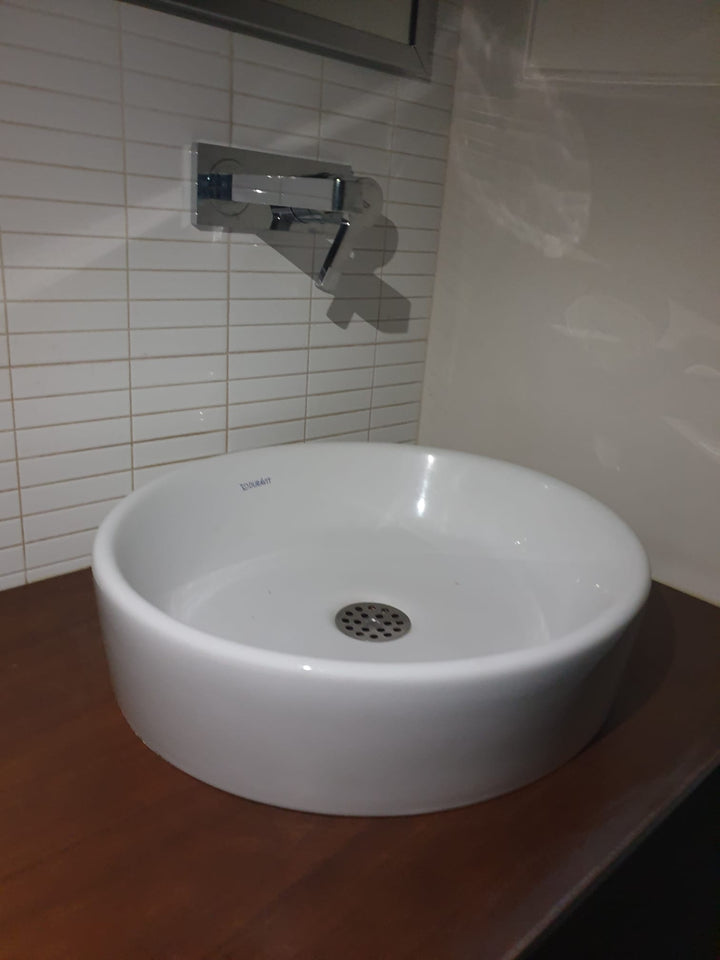 Vasque à poser DURAVIT avec robinetterie à encaster - Backacia